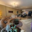 En-Suite Room at Beverly Hills Tower photo 2