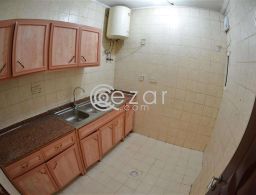 UN FURNISHED 1 BHK APARTMENT IN OLD SALATHA for rent in Qatar