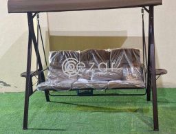 Hanging chaire in Qatar