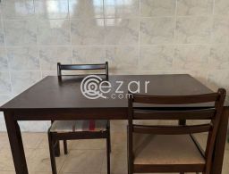 Wooden Dining Table for SALE for sale in Qatar