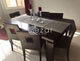 Dining table for sale in Qatar