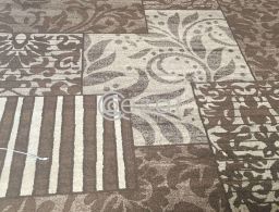 Big carpet 350*250 for sale in Qatar