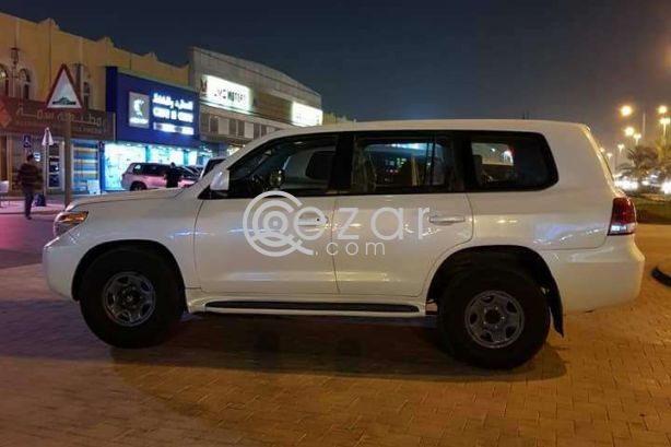 Land cruiser model 2011 in a very good condition photo 6