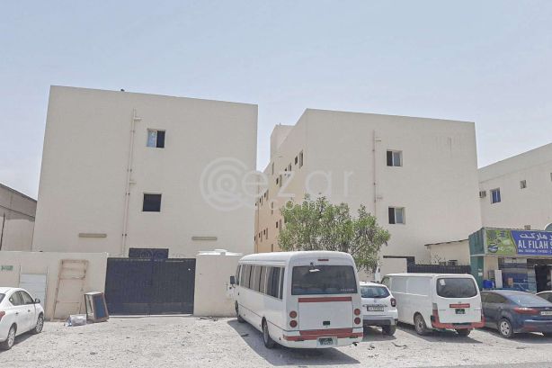 Well Maintained Labor camp for rent in Industrial area (Including Kharamaa). photo 2