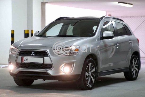 Like-new 2015 ASX (Under Warranty) low mileage photo 3