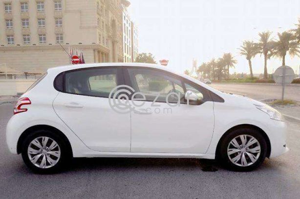 Peugeot 208 Model 2013 photo 8