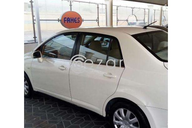 Urgent sale Nissan Tiida photo 2