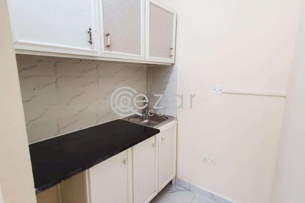 Very nice Studio Room in Duhail Including Kahrama Wi-Fi (No Commission). photo 5