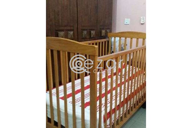 Baby cot  in good condition photo 2