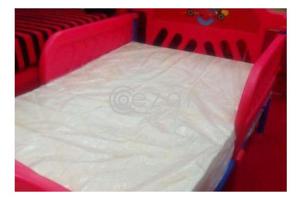 2 beds for kids with medical matrice photo 3