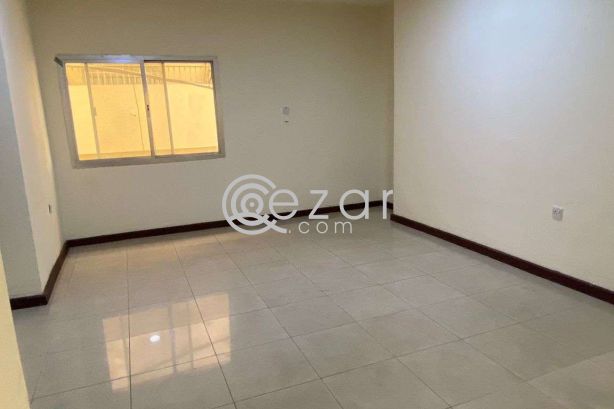 Studio type & Family rooms & Female bed space available in Al Sadd photo 2