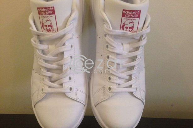 New Adidas White Color photo 2