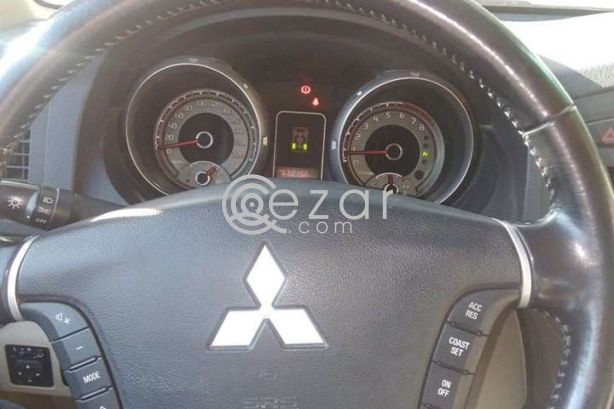 2014 MODEL MITSUBISHI PAJERO FOR SALE photo 4