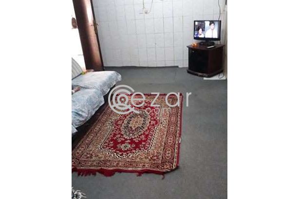 Temporary Fully Furnished 1BHK Available photo 6