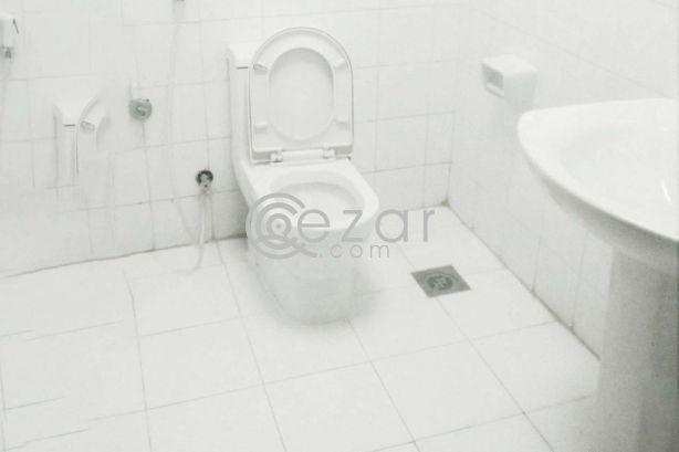 "Spacious Studio Room for Rent in Al Duhail" photo 3