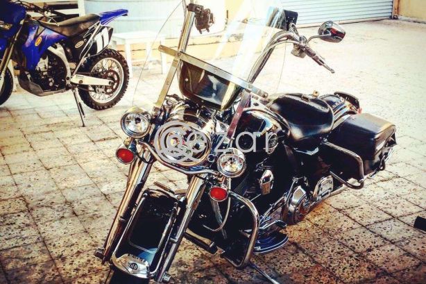 Cruiser Chopper Harley  Davidson  Harley  roadking in Qatar 
