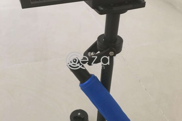 Neewer Carbon Fiber 24"/60cm Handheld Stabilizer photo 1