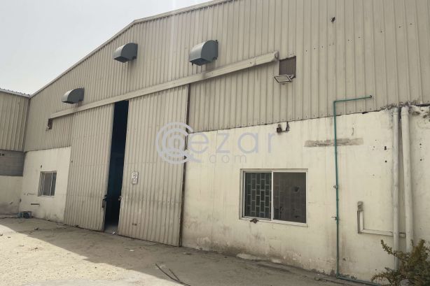 Close storage for rent in industrial area photo 1