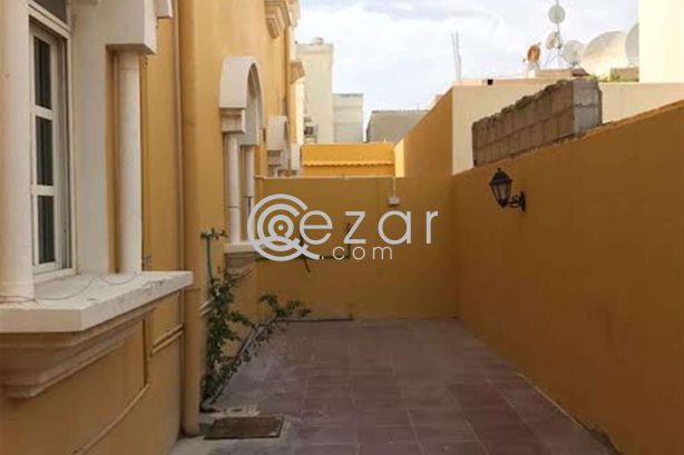 FOR EXECUTIVE BACHELORS...VERY NICE UNFURNISHED SPACIOUS 7 BEDROOM + STAND ALONE VILLA AT WAKRAH AND DUHAIL photo 7