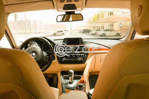 BMW 320i 2012 photo 1