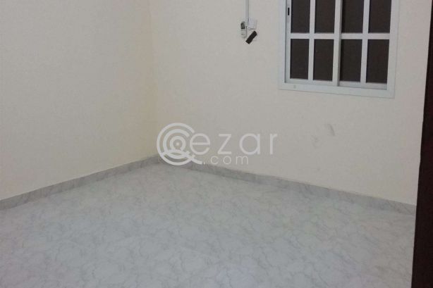 No Commission - Fantastic location 2 Bedrooms for rent in Ain Khalid photo 4