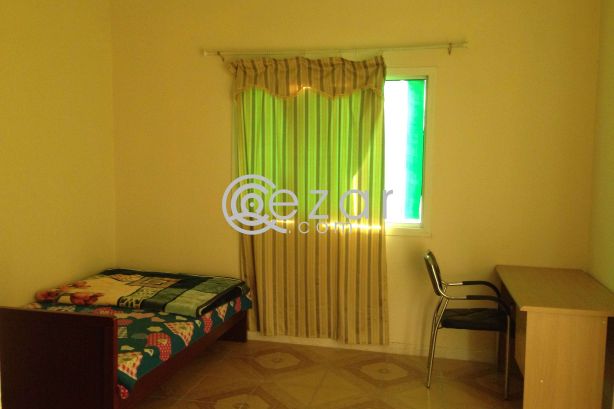 SHARING ROOM (1600 QR) OR MASTER BED ROOM (3200 QR)- FULLY FURNISHED photo 2