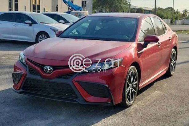 2023 Toyota Camry SE photo 3