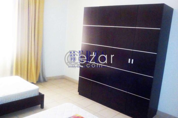 2 BHK Flat in Mushereib photo 1