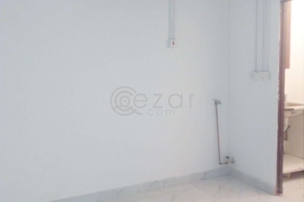 "Spacious Studio Room for Rent in Al Duhail" photo 6