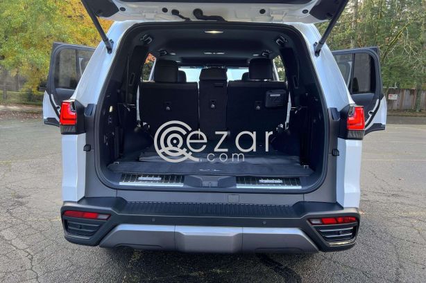 For Sale Used 2022 Lexus LX 600 Premium photo 4