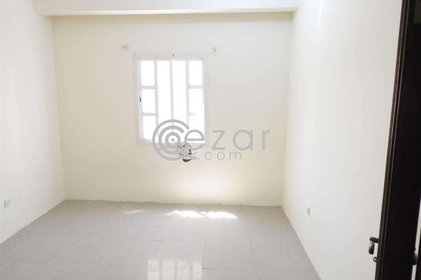NO COMMISSION! 3 bedroom in Old Al Ghanim near AL Watan Center photo 5
