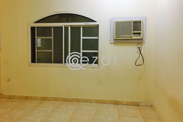 Flat Rent For Family(Hilal)Unfurnished photo 6