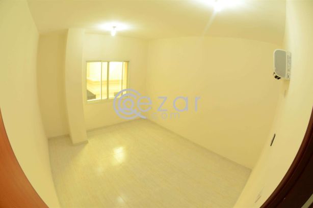 UNFURNISHED 2-BEDROOM APARTMENT : UMM GHUWALINA photo 2