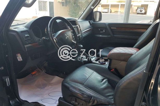 Mitsubishi Pajero for sale in a very good condition! photo 4