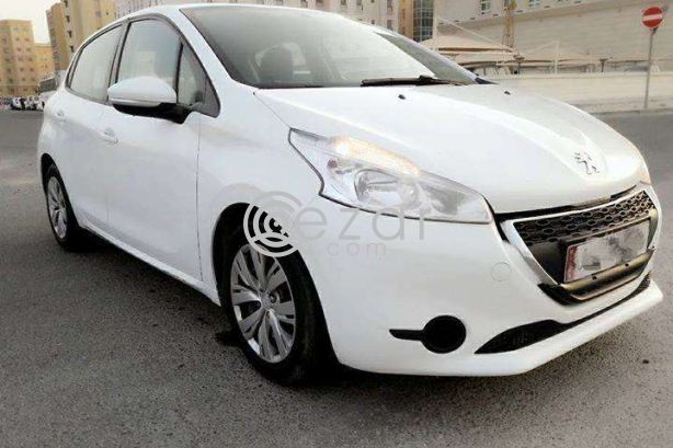 Peugeot 208 Model 2013 photo 4