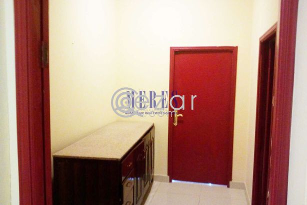 2 BHK Unfurnished in Abu Hamour photo 3