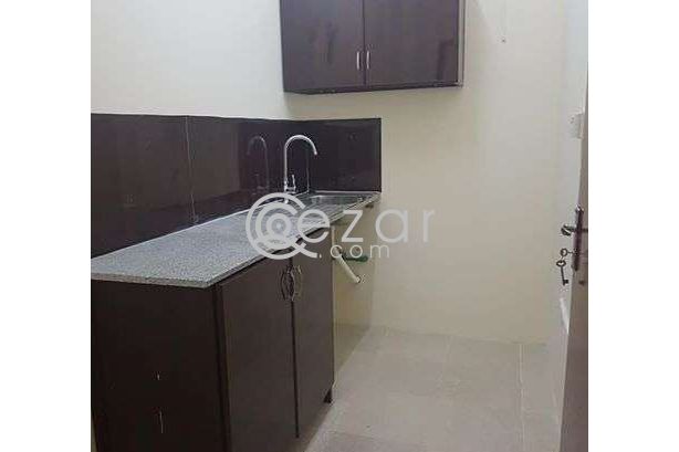 5 Units Unfurnished 1BHK's Room For Rent in Bin Mahmoud Near Indian Super Market. photo 4