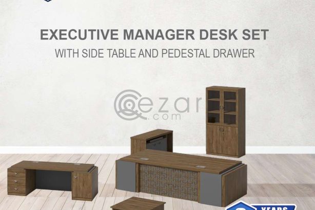 Executive Manager Desk Set photo 1