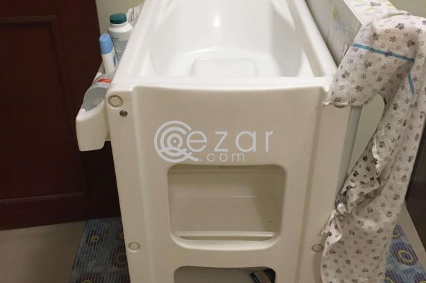 Best Offer Baby High chair ( Highchair ) and Baby Diaper Changing table with Baby Tub photo 2