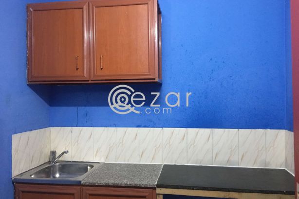 Flat Rent For Family(Hilal)Unfurnished photo 1