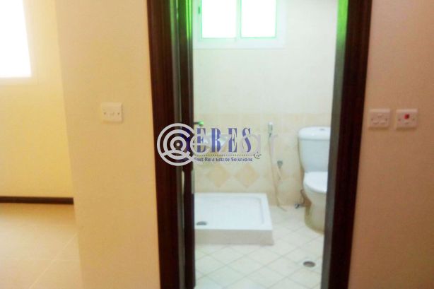 5 Bedroom Compound Villa in Abu Hamour photo 12