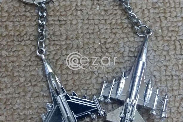 F16 key chain photo 1