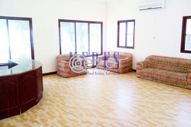 3 Bedroom Villa in Al Thumama photo 2