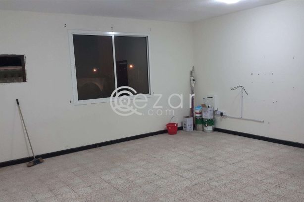 SPACIOUS 2 BEDROOM HALL APARTMENT IN NAJMA C RING ROAD photo 1