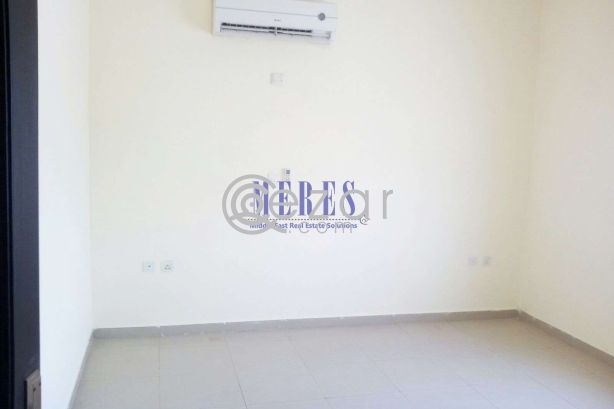 7 Bedroom Compound Villa in Ain Khaled photo 2