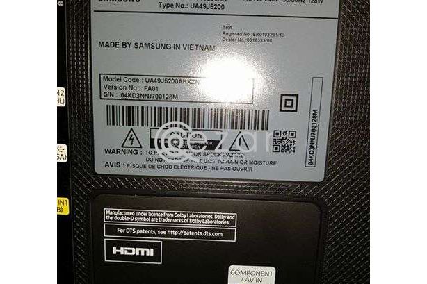 Samsung 49inch smart TV@1600Qr photo 2