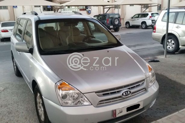 Kia Carnival 2009 urgently sale photo 2