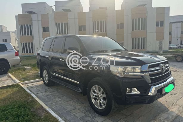Toyota Land Cruiser GXR V8 photo 11