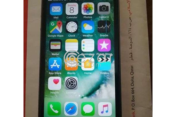 iPhone 5S 32gb with good condition photo 3