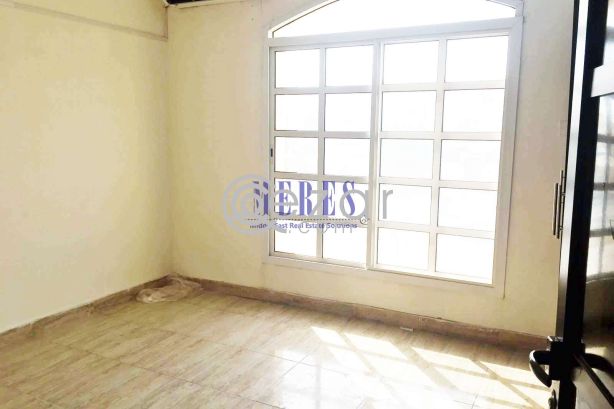 1 BHK Unfurnished in Abu Hamour photo 2